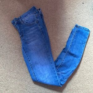 juniors blue low rise jeggings